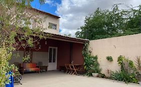 Casa bastante agradável e bem localizada!